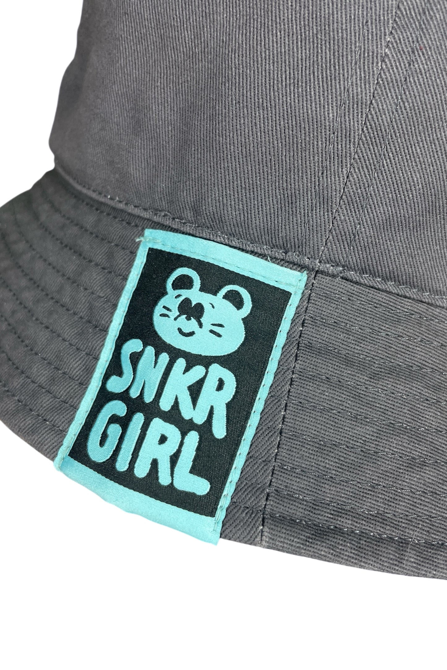 feat. タケウチリョースケ TAG BUCKETHAT